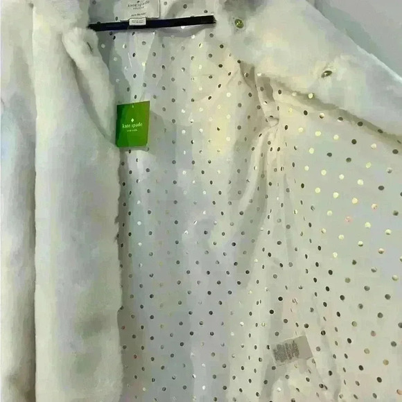 NWT! Kate spade Girl’s white faux fur coat. Size 12y - Picture 4 of 7